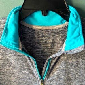 Nike Dri-Fit Element Women's 1/2 Zip Gray Blue Long Sleeve Thumb Hole Running M